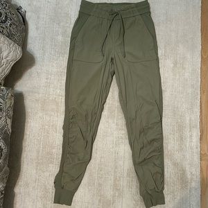 Lululemon dance studio joggers